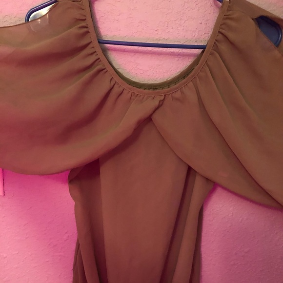 Sheer tan blouse - Picture 5 of 7